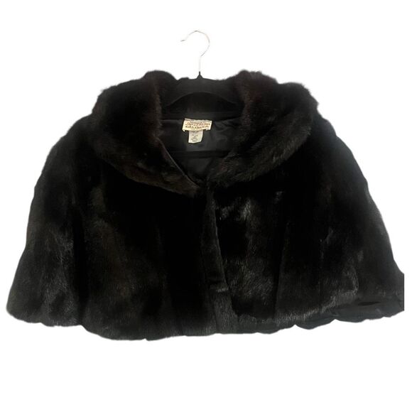 Kathleen for Sweet Herb Vintage Brown Faux Fur Shrug One Size Button - Picture 4 of 8